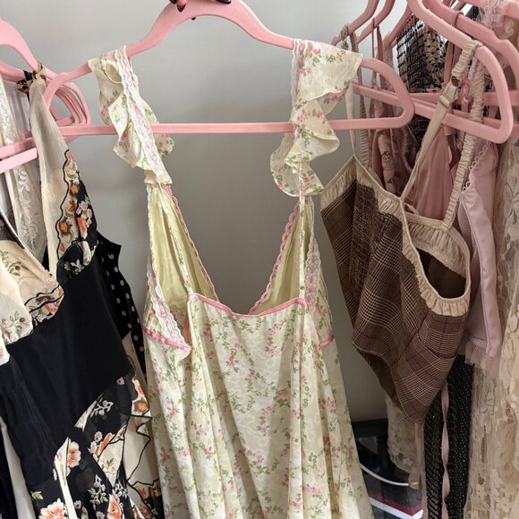 Front-tie top - Picture 2 of 2